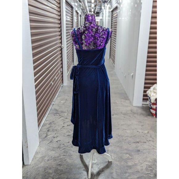 BCBG Size Medium Blue Ruffle Trim Velvet Wrap Dress NEW WITH TAGS - Picture 6 of 6